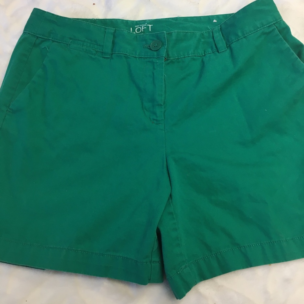 Ann Taylor green shorts